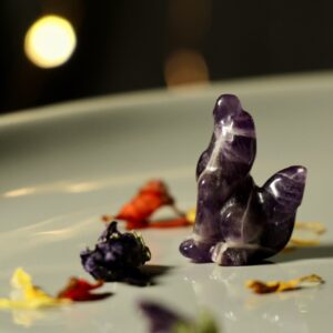 Amethyst Tiny Howling Wolf